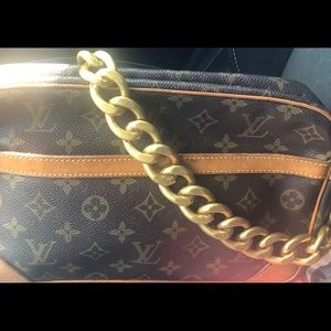 Sale🍾 Louis Vuitton Compiegne Clutch w Chain